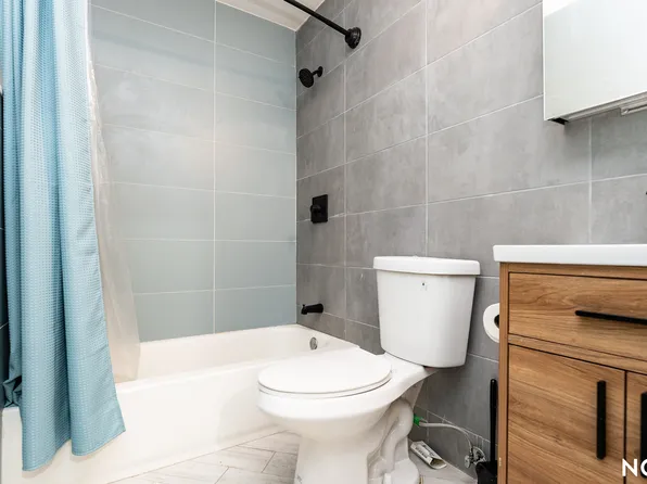 404 Onderdonk Avenue image 16 of 22