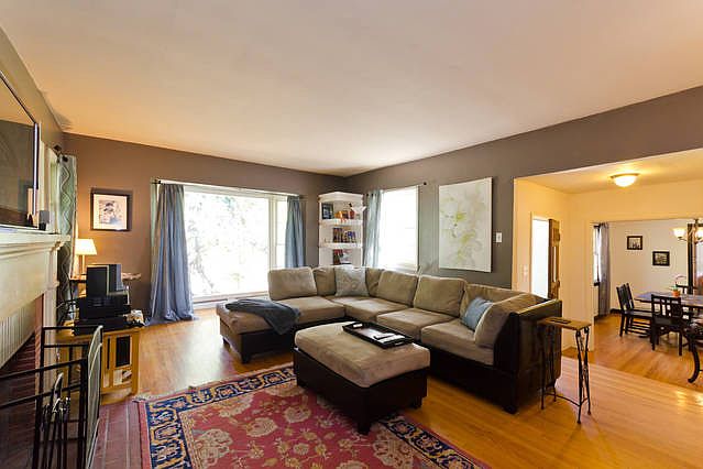 Living room. We've ordered a new sectional in black.