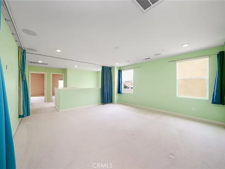 5676 Avocet Dr — Photo 28