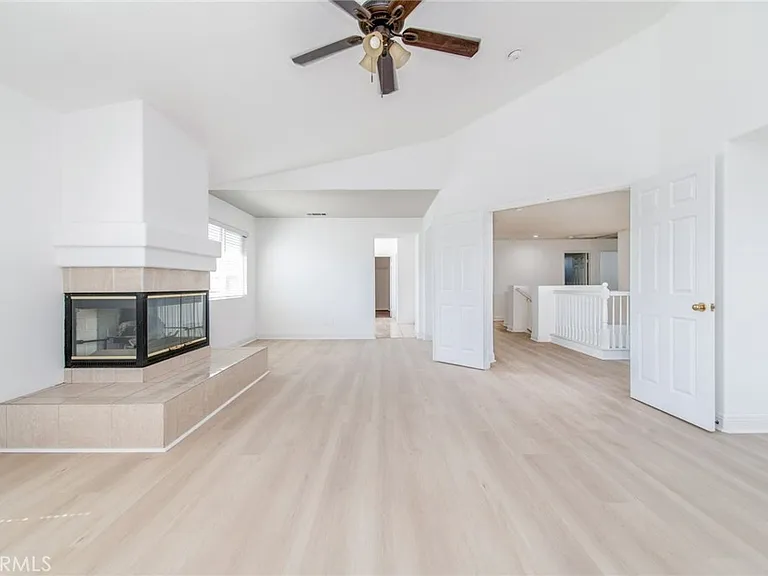6915 Cedar Creek Rd — Photo 45