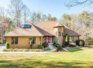 31 Sedgewood Ct, Fairview, NC 28730