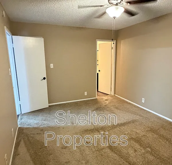501 W Tonopah Dr #7 — Photo 16
