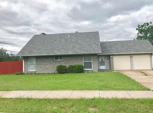 2219 Addington St, Irving, TX 75062