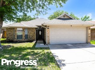 213 Flaxseed Ln, Fort Worth, TX 76108