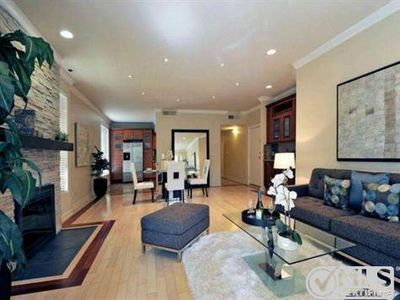 13920 Moorpark St APT 101, Sherman Oaks, CA, 91423