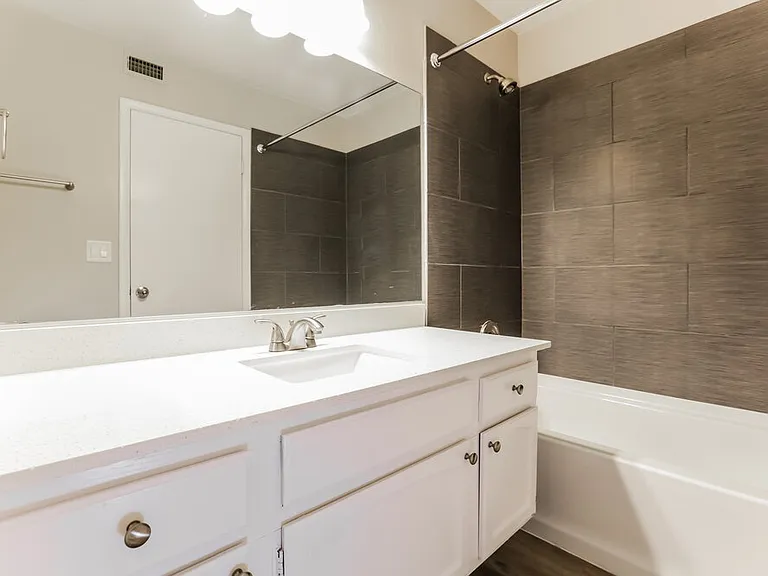 3145 Laurel Ave — Photo 15