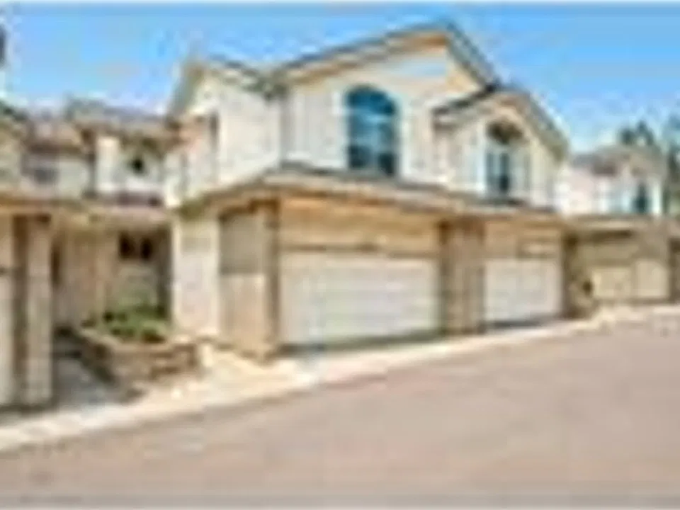 1983 S Xenia Way