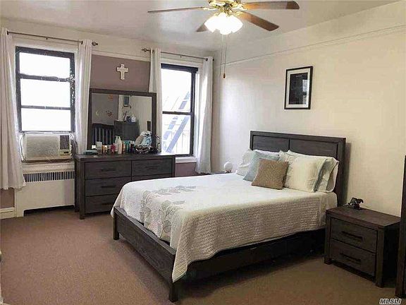3rd image of 16710 Crocheron Ave APT 2P