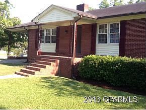 1st image of 101 Greenbriar Dr