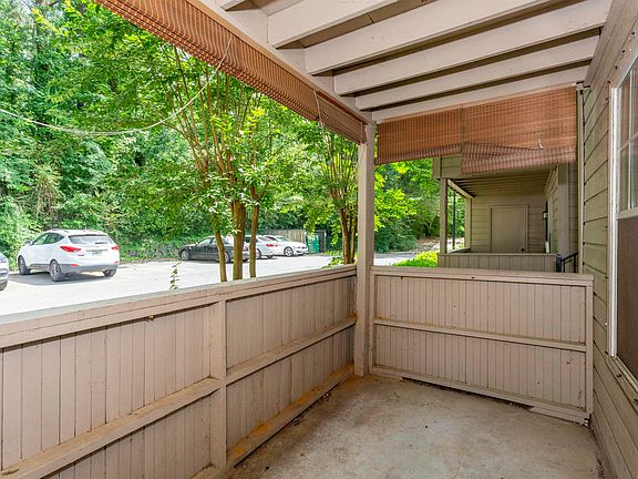 3rd image of 1904 Patton Creek Ln #1904
