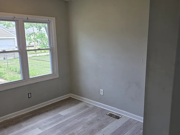 1120 Sale Ave — Photo 13