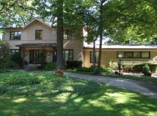 19210 Silvercrest St, Southfield, MI