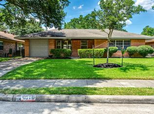 4010 Cheena Dr, Houston, TX 77025