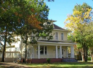 416 N 14th St, Corsicana, TX 75110