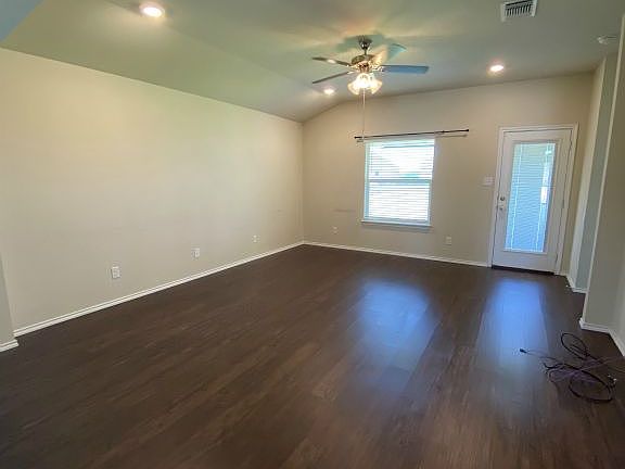 5th image of 2502 Cortona St