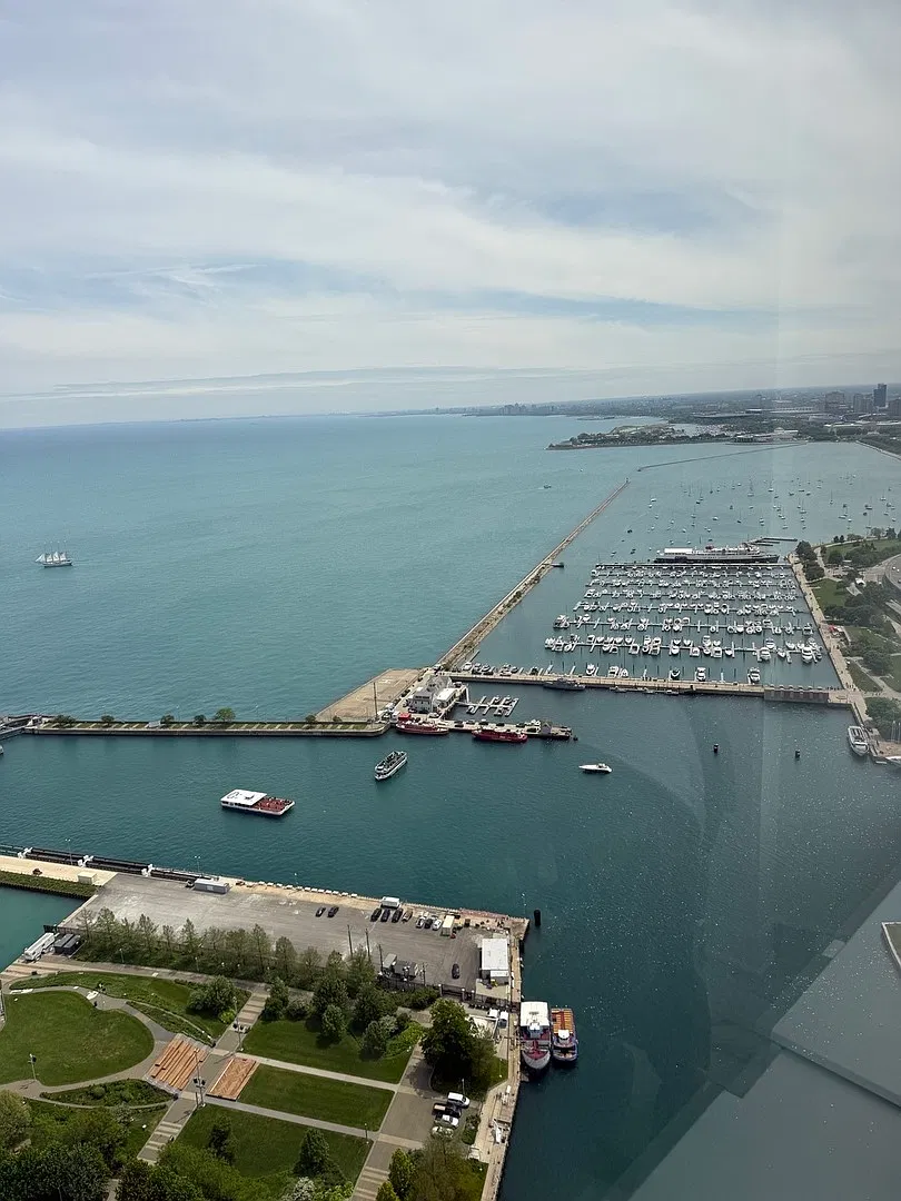 505 N Lake Shore Dr — Photo 4