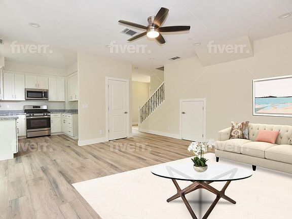 5th image of 23 Hencken Oaks Ln