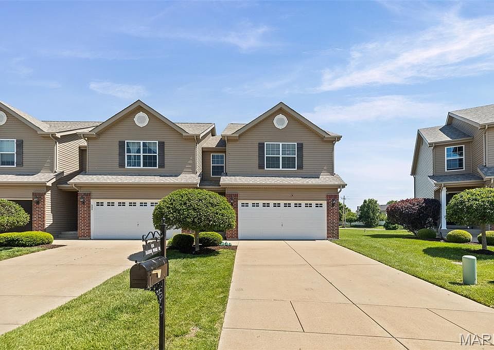 1st image of 836 Harbor Woods Dr