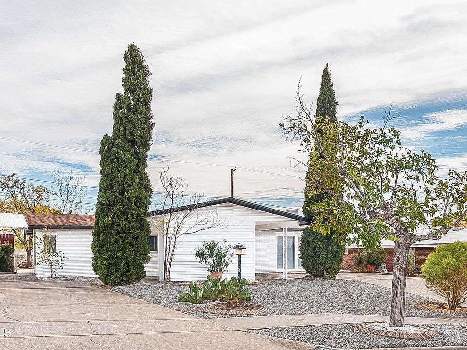 1st image of 208 Carnival Dr