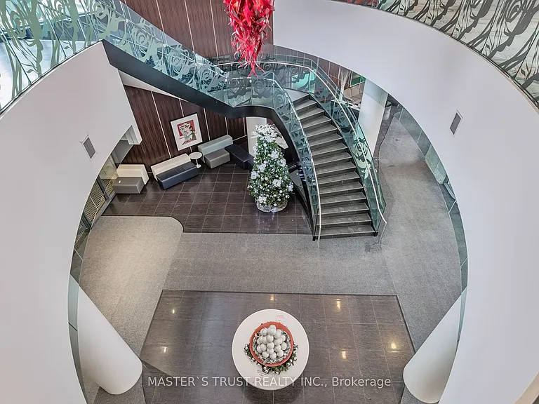 5168 Yonge St #217 — Photo 4
