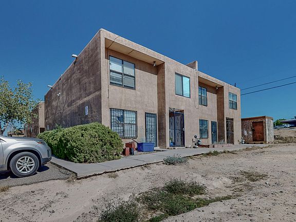 2nd image of 1932 Buena Vista Dr SE