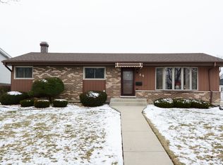 44 S Mill Rd, Addison, IL 60101