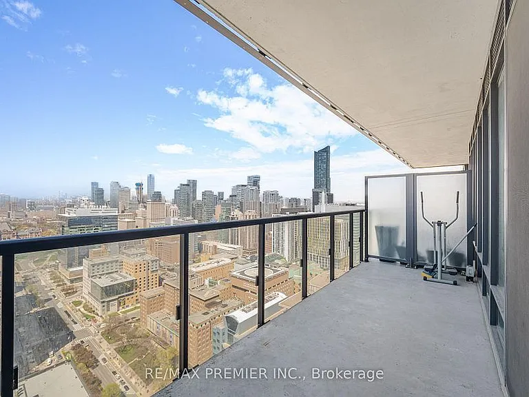 488 University Ave #3201 — Photo 18