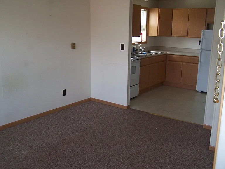 603 N Mayflower Ct — Photo 10