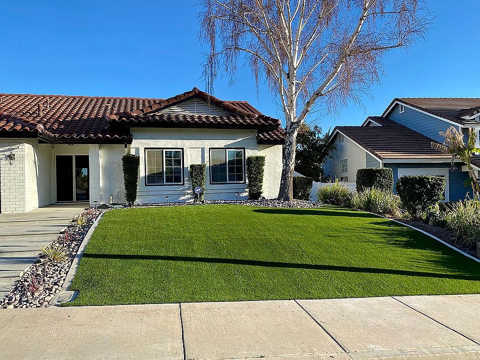 2nd image of 10480 Canyon Vista Rd