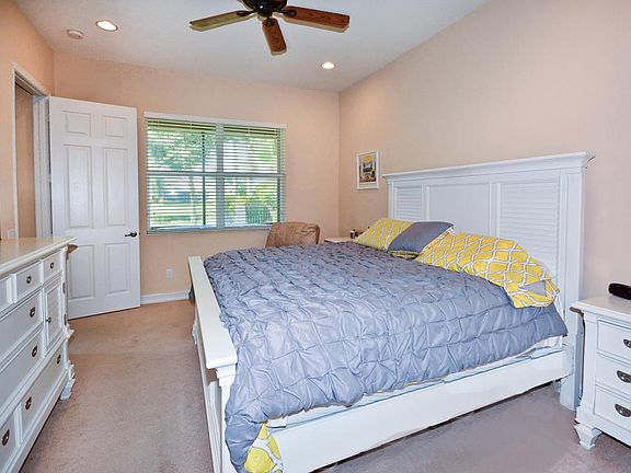 5th image of 10877 Green Valley Walk