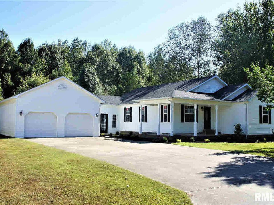 1st image of 18 Woodhaven Dr
