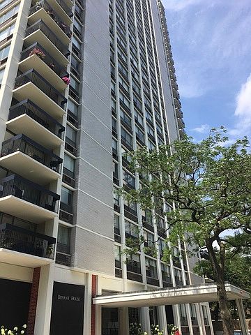 1st image of 1455 N Sandburg Ter APT 1405