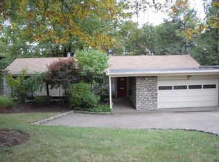 2348 Marbury Rd, Pittsburgh, PA 15221