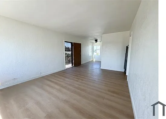 1426 W 83rd St #3 — Photo 7