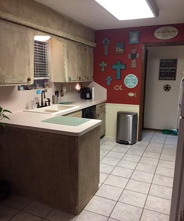2nd image of 107 Haven St