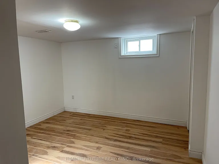 28 Raylawn Cres #BASEMENT — Photo 9