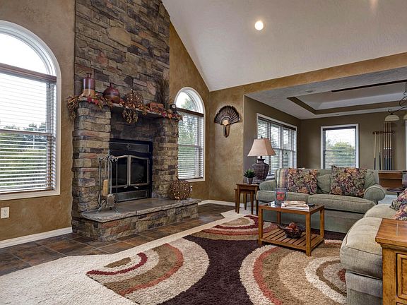 4th image of 8384 W Farm Road 84