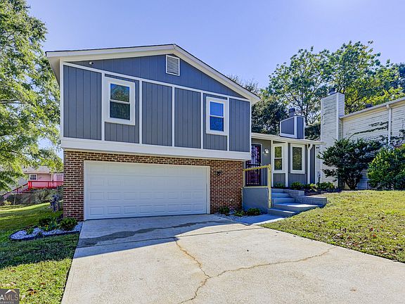 2nd image of 2306 Ramblewood Cir