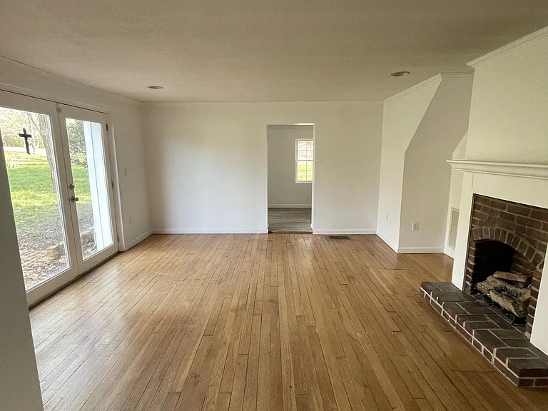 4080 Bernard Rd — Photo 20