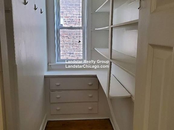 3rd image of 4723 N Troy St #1