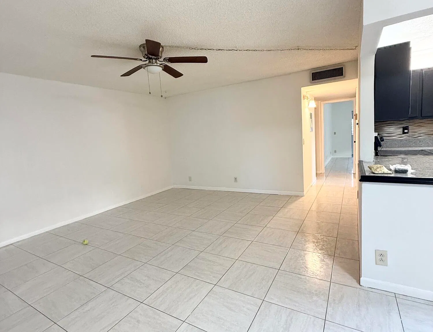 2 bed, 2.0 bath, 907 sqft, $1,850 — Photo 2