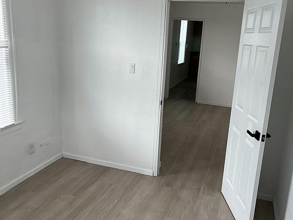 2nd image of 327 E Acacia St #3