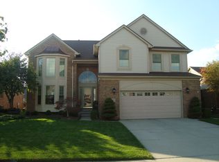 52675 Alaina St, Chesterfield, MI 48051