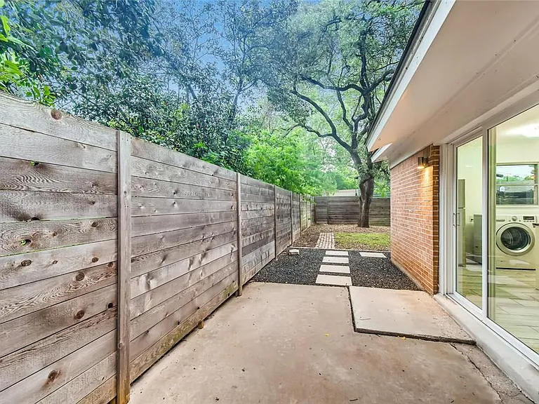4813 Blueberry Trl — Photo 26