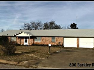 806 Barkley Dr, Hamilton, TX 76531