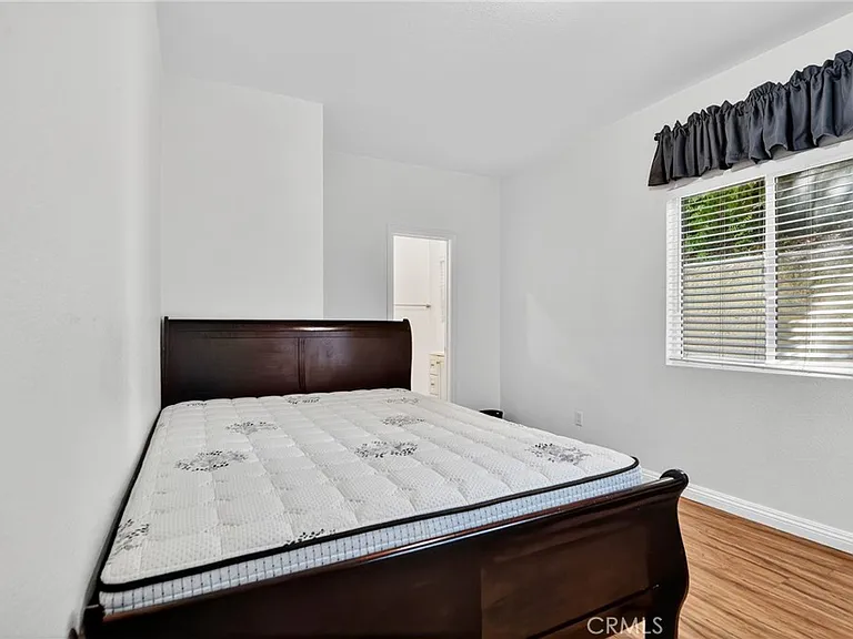 20122 Candleflame Ct — Photo 22