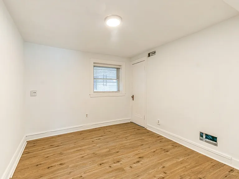3501 N Albany Ave #GDN — Photo 10
