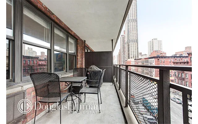 Sold by Douglas Elliman | media 22