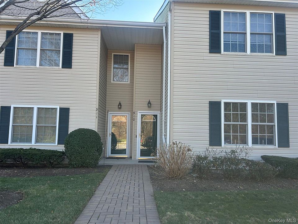 1st image of 910 Altessa Boulevard
