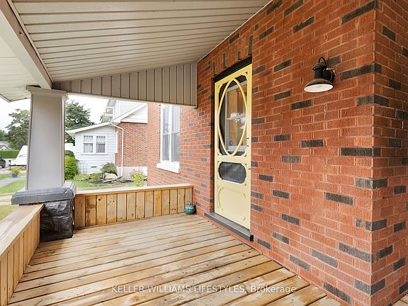 3rd image of 95 John St E